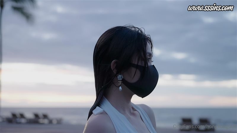 HongKongDoll 玩偶姐姐 – [4K] 夏日回忆 夏威夷vlog Part1 [1V／4.9GB]