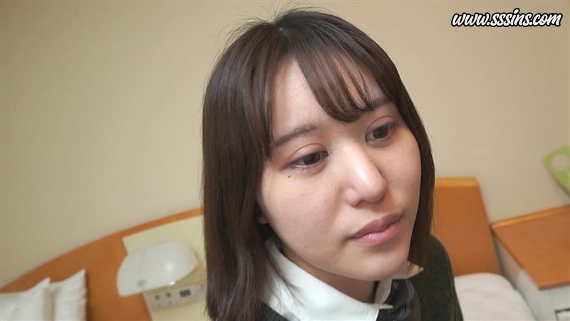 FC2PPV-3211729 我無法忘記那具身體，我沉迷於那深處，渴望在不戴套的情況下享受陰道的快感 [3V／6.54GB]