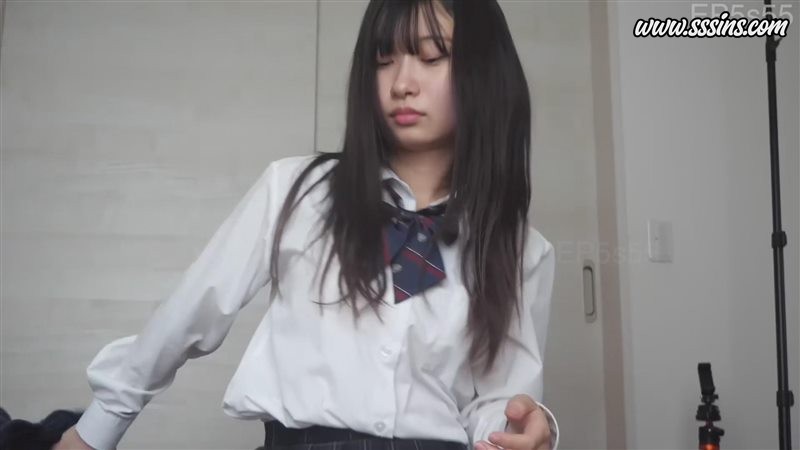 FC2PPV-3275005 因為我家就在附近，所以我放學回家路上給她打了電話，然後從中午開始就和她發生了陰道內射性行為。 [3V／11.43GB]